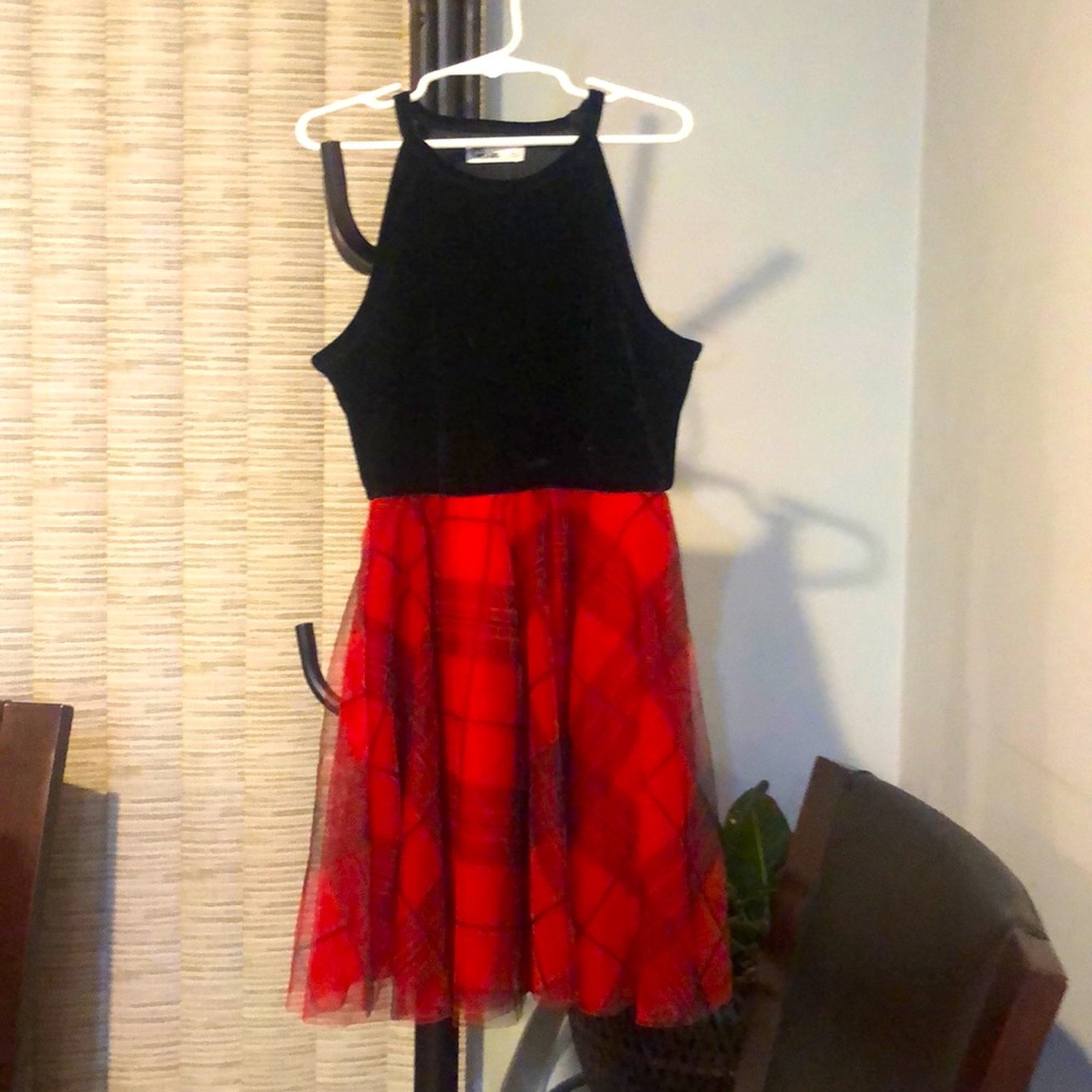 Girl’s dress